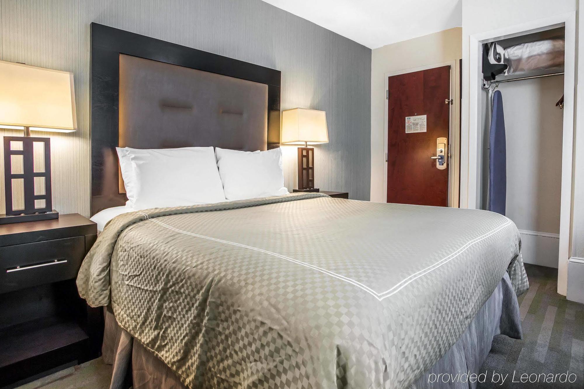 Quality Inn Center City Philadelphia Buitenkant foto