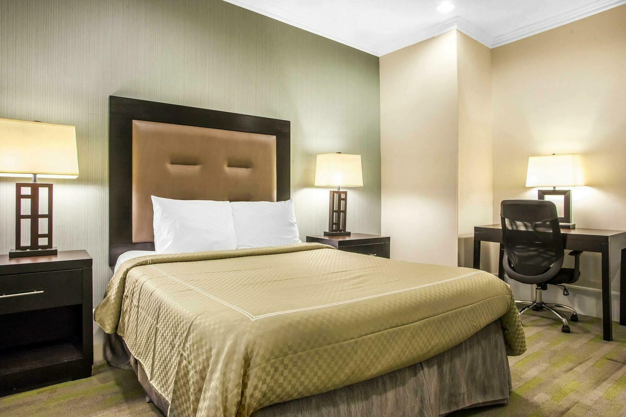 Quality Inn Center City Philadelphia Buitenkant foto